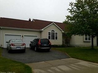 6 Shelby Ct, Groton, CT 06355