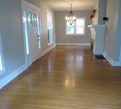 2nd image of 1938 Maplewood Pl