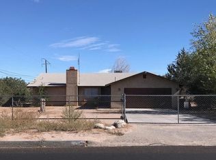 9203 Hickory Ln, Hesperia, CA 92345