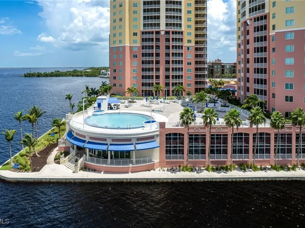 2745 1st St APT 1901, Fort Myers, FL 33916