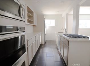 7252 Verdugo Crestline Dr, Tujunga, CA 91042