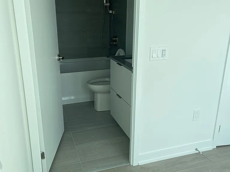 1 Fairview Rd E #3109 — Photo 15