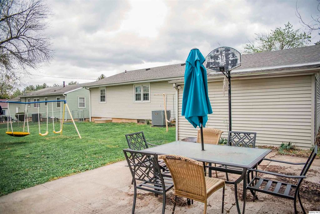 709 Hamilton Ave, Quincy, IL - View 4