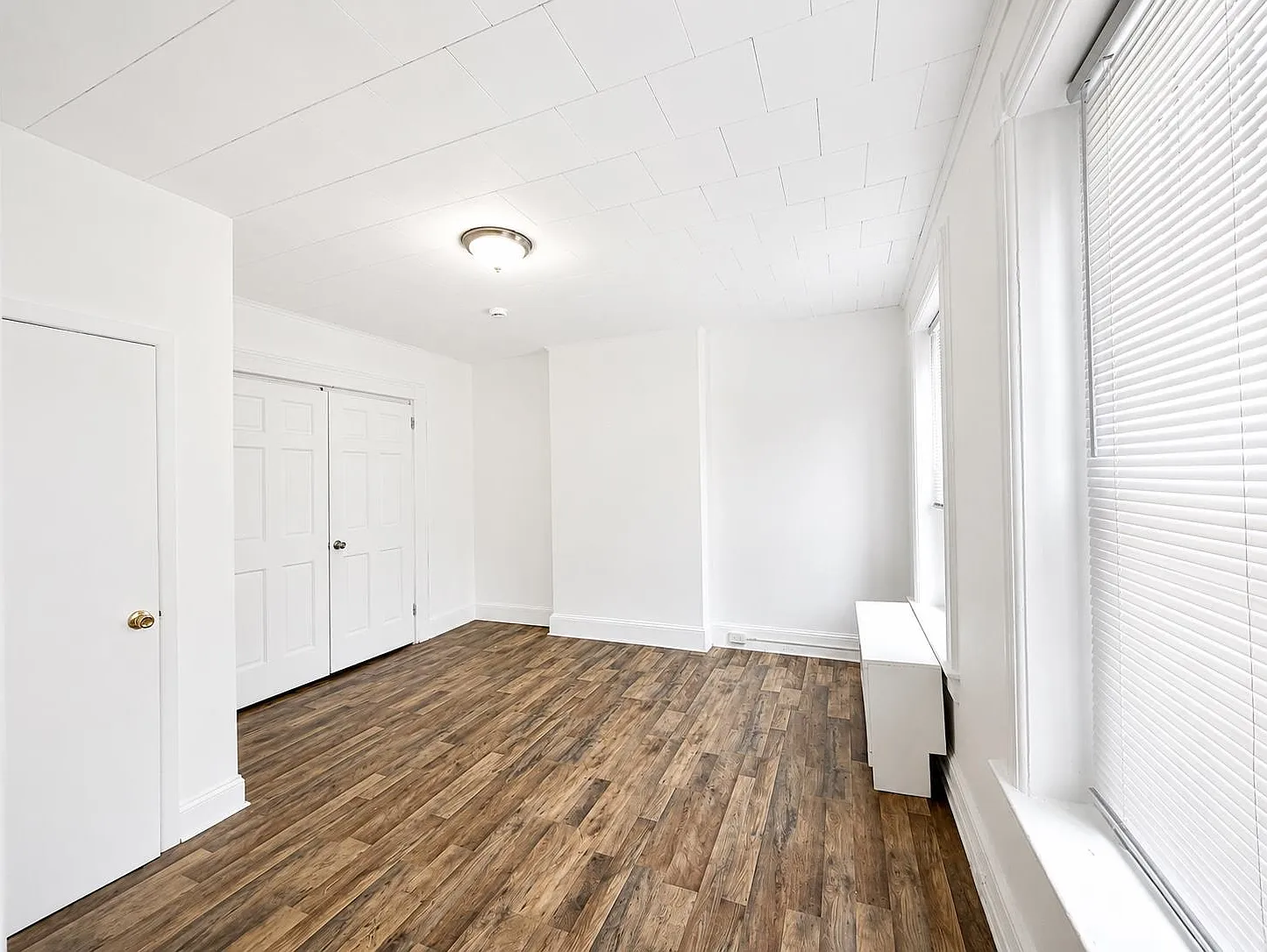 2 bed, 1.0 bath, $2,300 — Photo 3