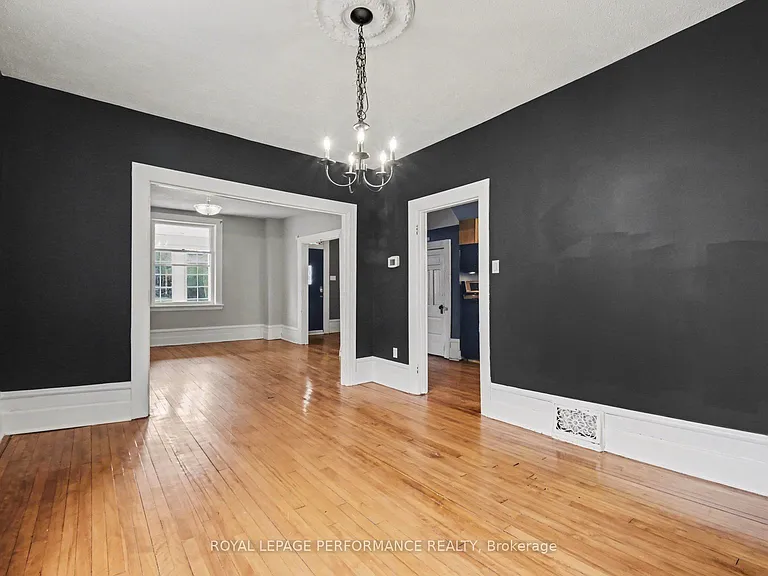 506 Wentworth Ave — Photo 11