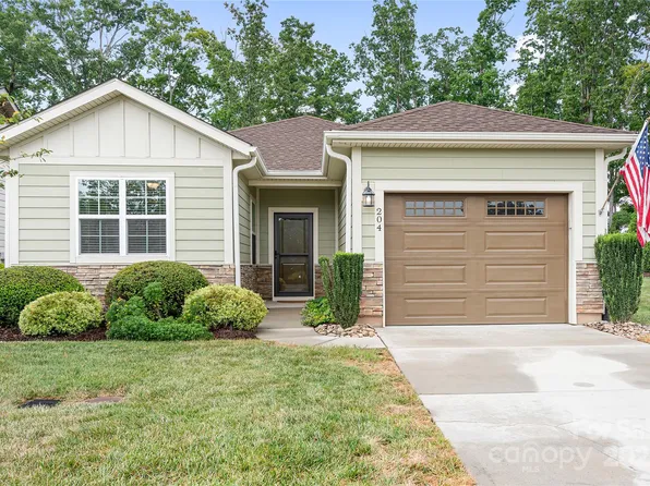 204 Flat Rock Dr, Denver, NC 28037