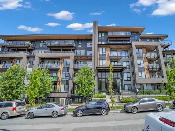 615 Cottonwood Ave #604, Coquitlam, BC V3J 2S5