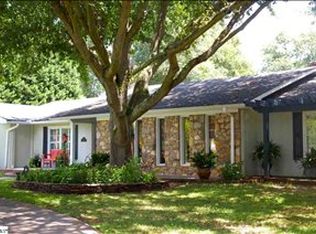 1147 Parkins Mill Rd, Greenville, SC 29607