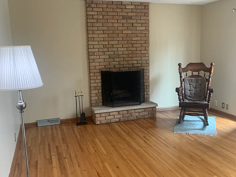 400 S Howe Rd — Photo 18