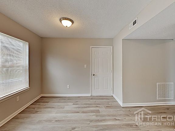5th image of 10754 Sterling Apple Dr