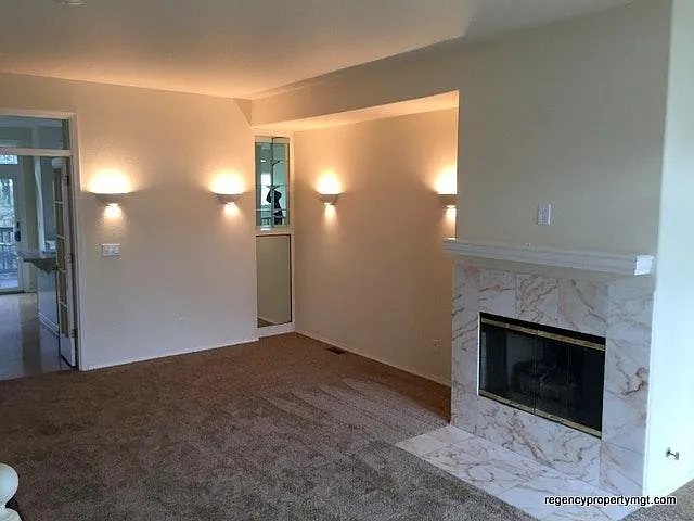 1721 NW 25th Ave — Photo 4