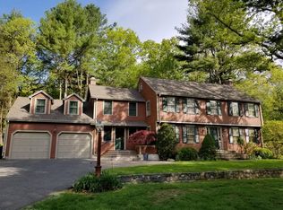 133 Richardson Dr, Needham, MA 02492