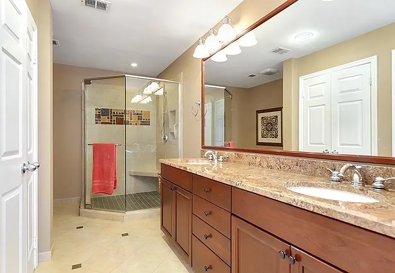 8907 Jameson St — Photo 33