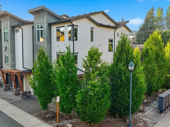 19225 Damson Road #F-4, Lynnwood, WA 98036