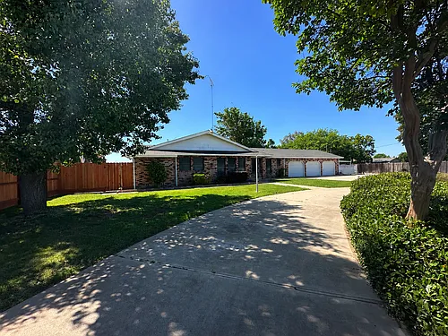 10680 Cleveland Ave Photo 1