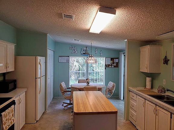 4th image of 58 Claremount Dr