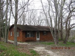 301 Kentucky Ave, Grayson, KY 41143