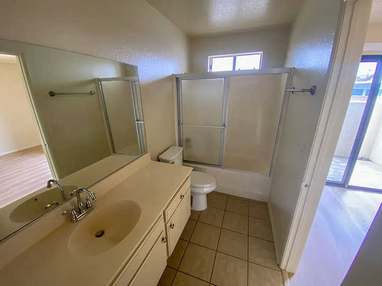 23751 Arlington Ave #104 — Photo 9