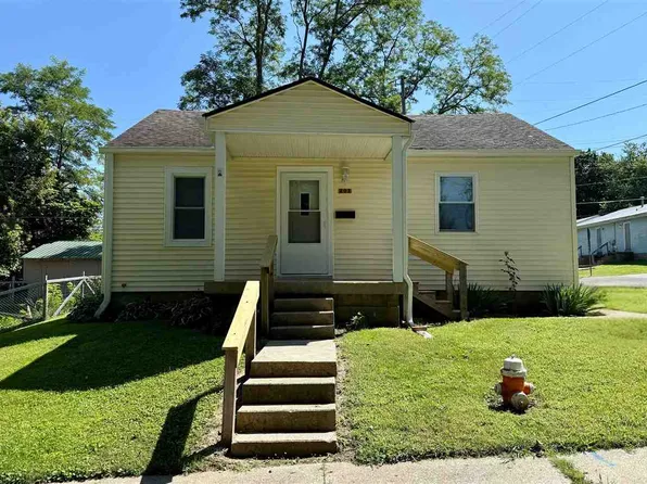 202 Coolidge Pl, Connersville, IN 47331
