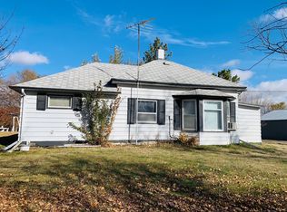 216 John St, Bismarck, ND 58532