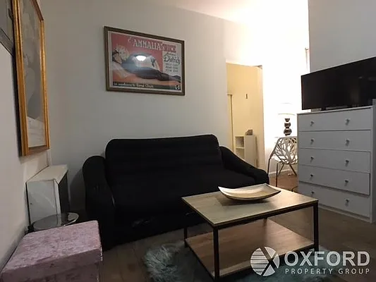 Rented by Oxford Property Group | media 18