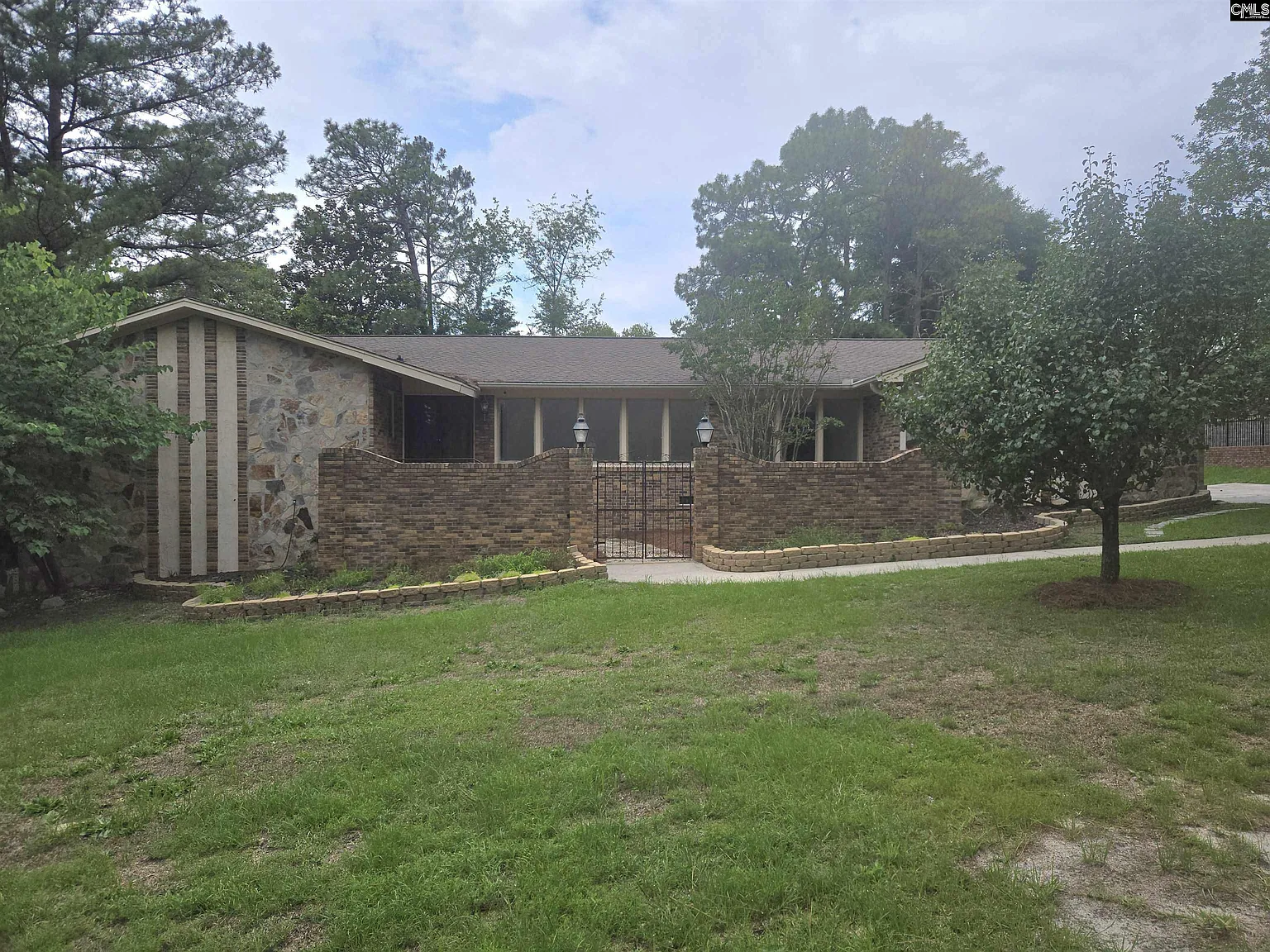 5 bed, 3800 sqft, $3,400 — Photo 3