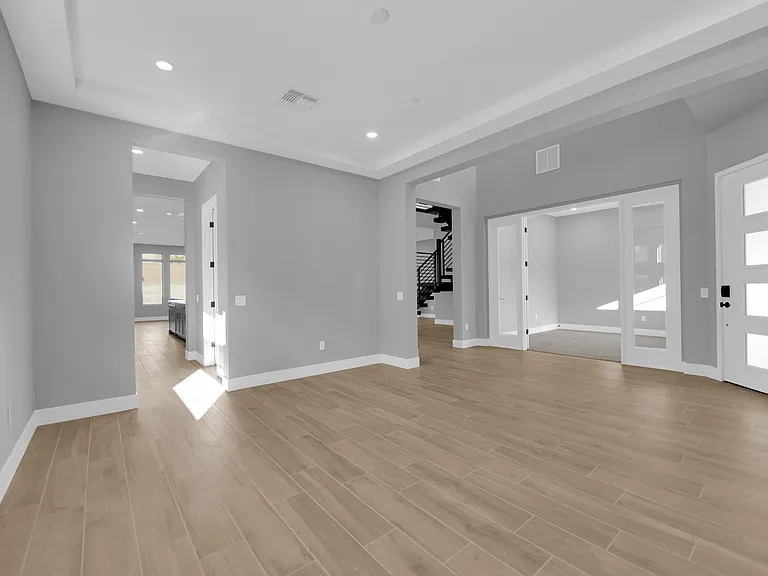 10648 Stone Ledge Ave — Photo 5