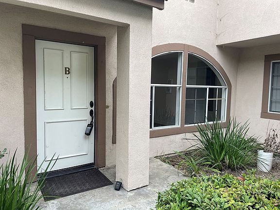 4th image of 5032 Waverider Cir APT B
