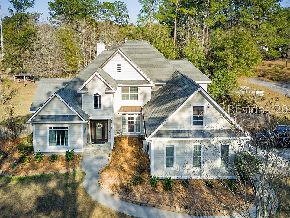 1st image of 41 Belfield Dr