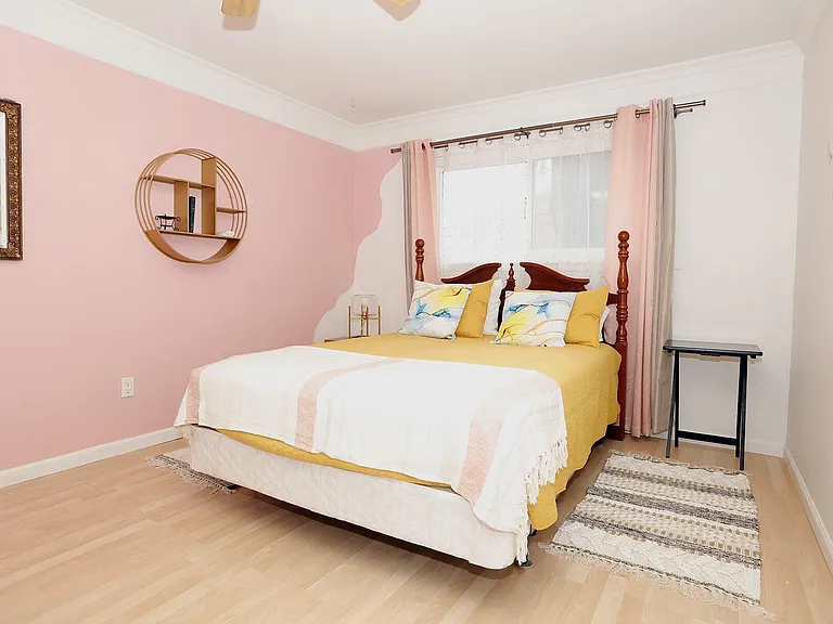 1616 Washtenaw Ave — Photo 10