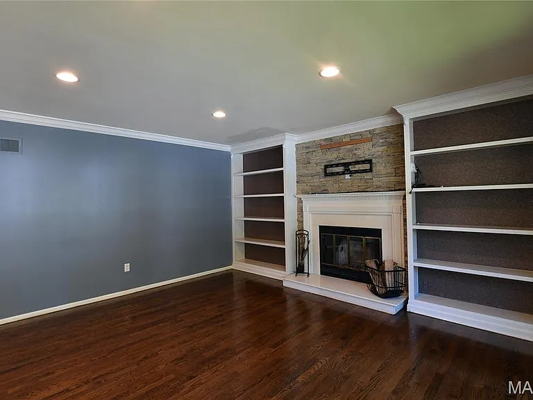 1419 Sawyers Trail Ct — Photo 24