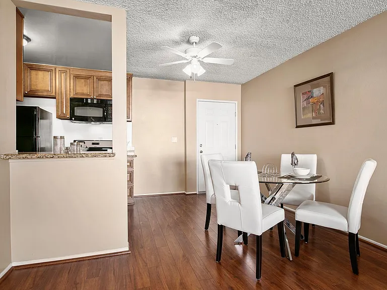 Parkview Terrace Apartments — Photo 14