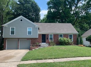9115 Somerset Dr, Overland Park, KS 66207