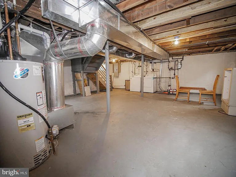332 Crown Point Rd — Photo 22