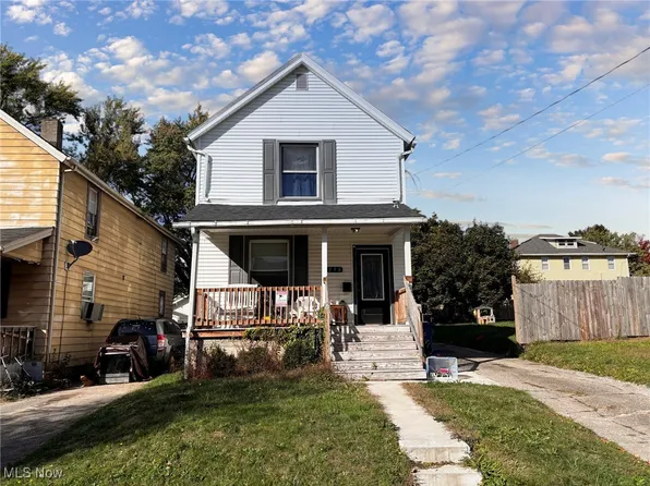 238 E Main St, Girard, OH 44420