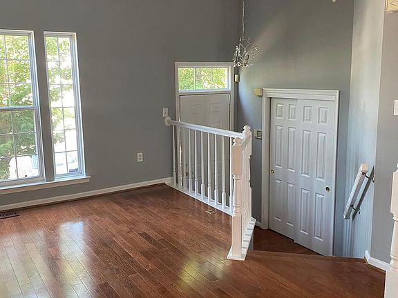 3rd image of 14105 Carmody Pl