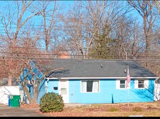 12 Kelsey Pl, Bloomfield, CT 06002