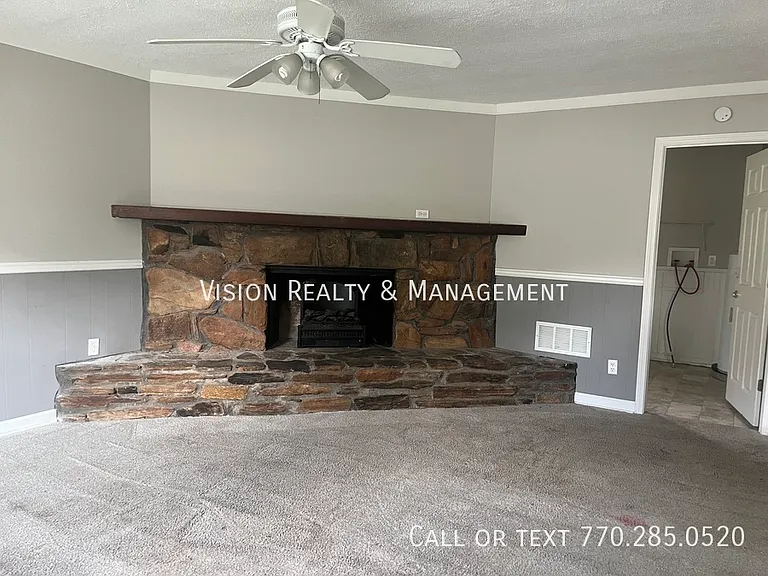 1012 Sapphire St — Photo 17