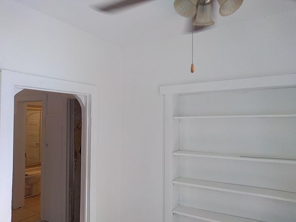 3rd image of 837 S 18th St