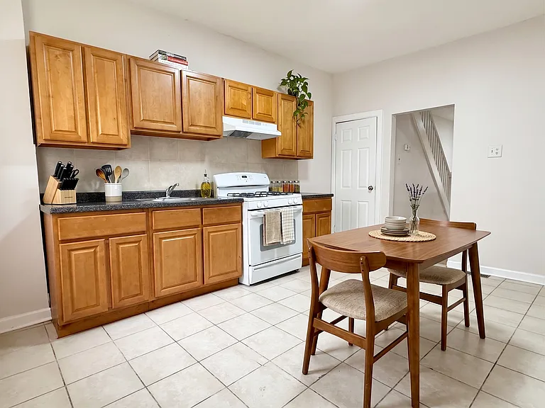 4511 N Colorado St — Photo 2