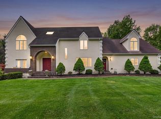 9 Hickory Ridge Rd, Brewster, NY 10509
