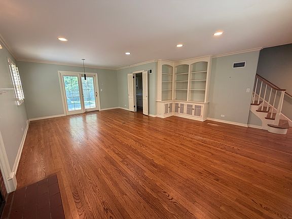 4th image of 2126 Elmwood Ave