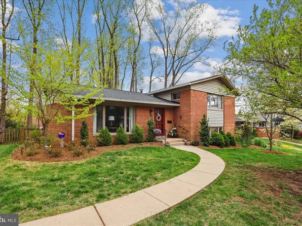 3413 Slade Ct, Falls Church, VA 22042