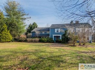 160 Fresh Ponds Rd, East Brunswick, NJ 08816