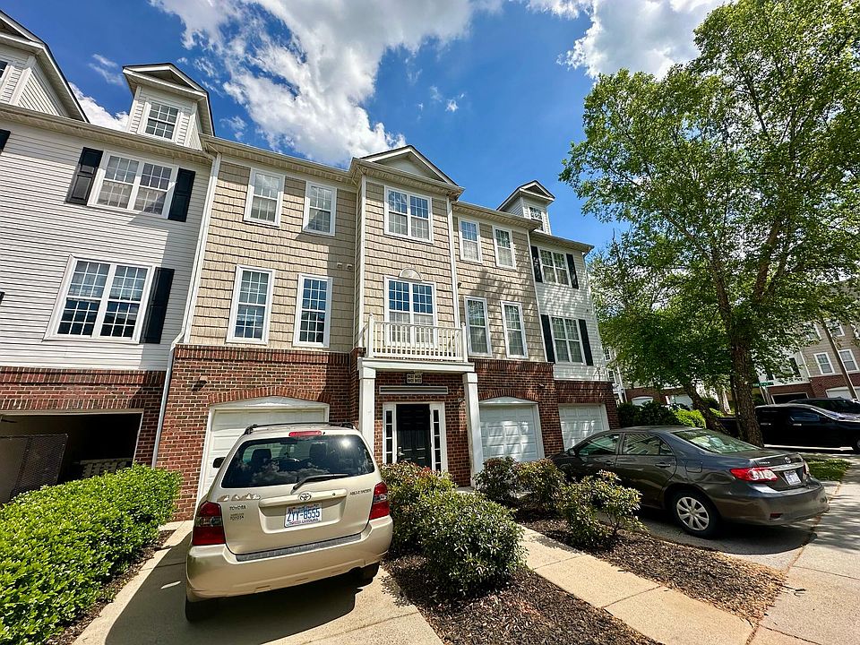 1st image of 6431 Park Pond Dr