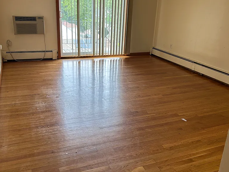10 Rockwell St #3C — Photo 4