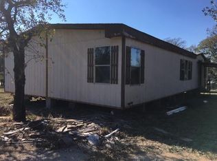 137 Drake St, Bridgeport, TX 76426