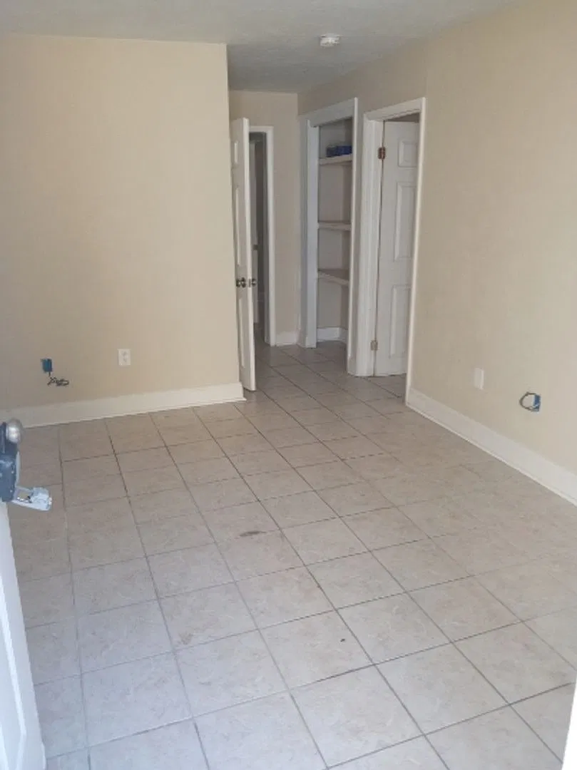 611 Mulberry Street — Photo 2