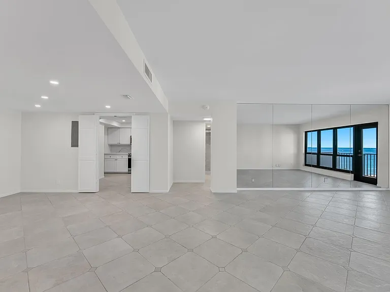 5000 N Ocean Blvd #908 — Photo 10
