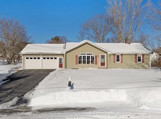 7 Jeffrey Ave, Saco, ME 04072